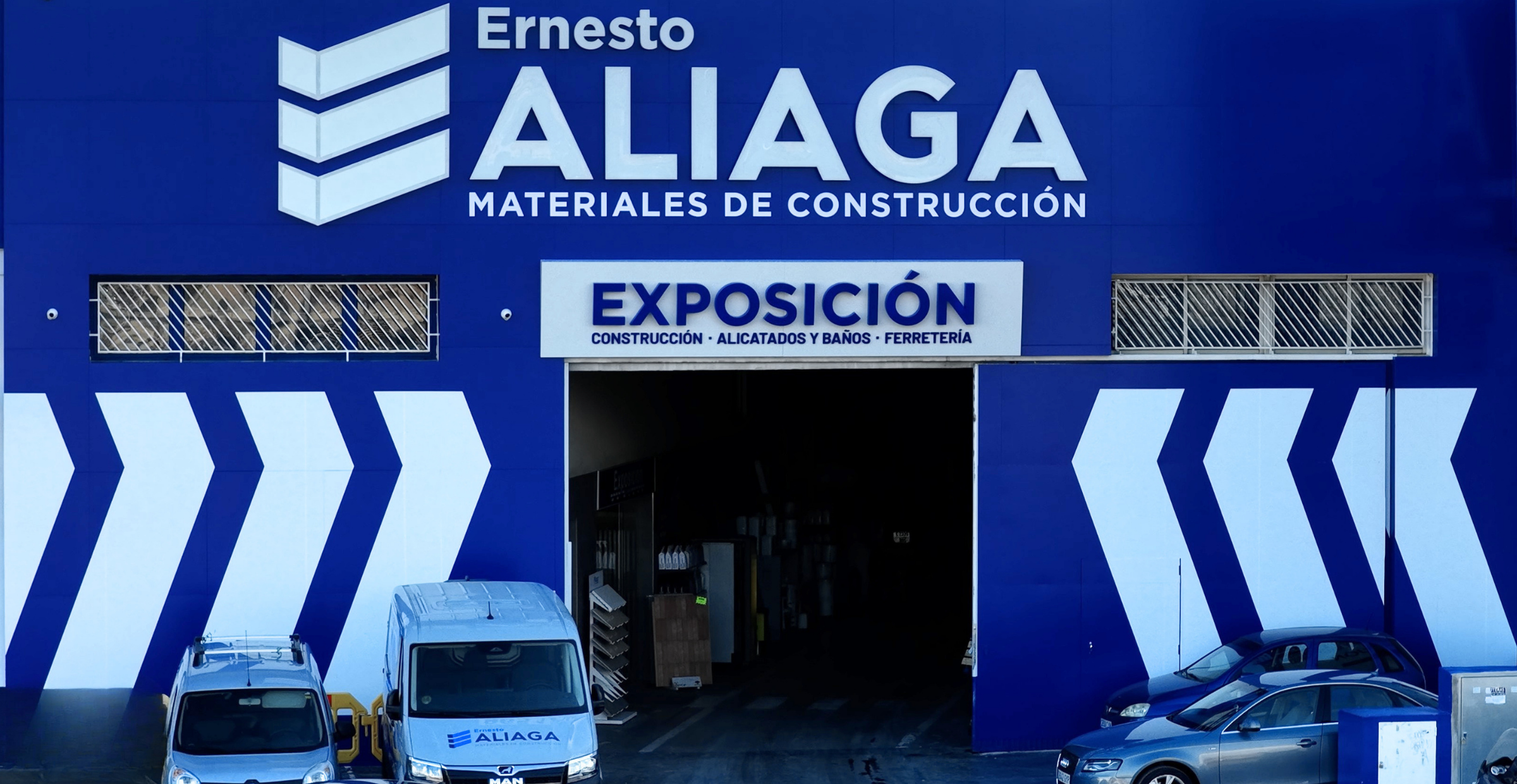 fachada Ernesto aliaga materiales de construcción